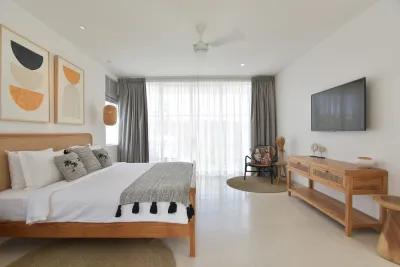 Villa-Cruz-Luxury-Modern-4bed-Villa-Berawa-Canggu-Bali-11