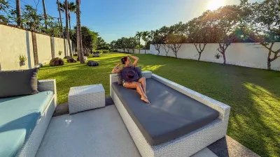 Pool-By-The-Beach-Luxury-Beach-Villa-Cemagi-5-2