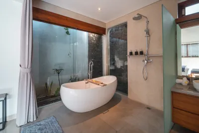 Marton-Luxury-Family-Villa-Berawa-Canggu-Bathrooms-3-2