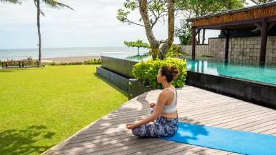 Yoga-Luxury-Beachfront-Villa-Canggu-2
