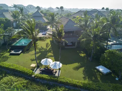 Drone-Sound-of-the-Sea-Luxury-Beachfront-villa-4