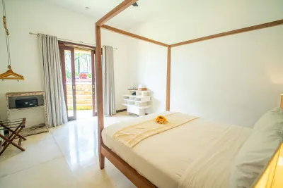 Bedroom-Luxury-Beachfront-Villa-Canggu-6