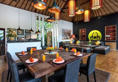 Dining-Living-Room-Tangram-Luxury-Villas-Big-Groups-Seminyak-Bali-7