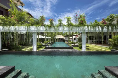 Pool-Anam-Luxury-Villas-Seminyak-Bali-4