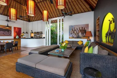 Dining-Living-Room-Tangram-Luxury-Villas-Big-Groups-Seminyak-Bali-14
