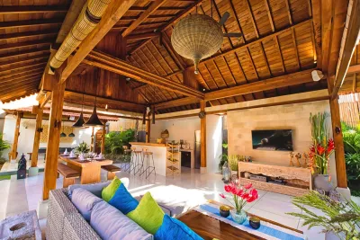 LIVING-ROOM-TAMANTIS-FAMILY-VILLAS-BERAWA-CANGGU