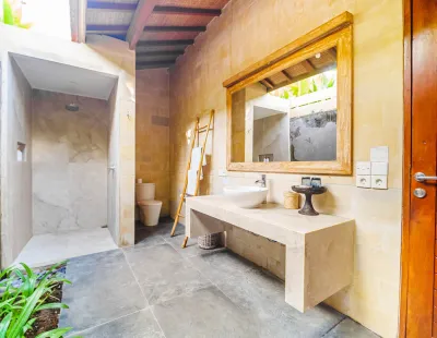 BATHROOMS-FAMILY-VILLAS-TAMANTIS-1