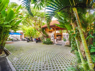 PARKING-RECEPTION-TAMANTIS-FAMILY-VILLA