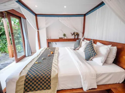 BEDROOMS-AMORE-4BED-LUXURY-FAMILY-VILLA-7