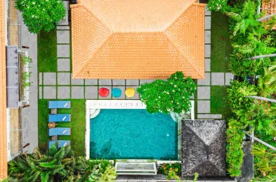 DRONE-POOL-AREA-AMORE-LUXURY-4BED-3