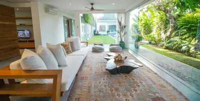 Living-room-Desa-Berawa-Luxury-Villa-1