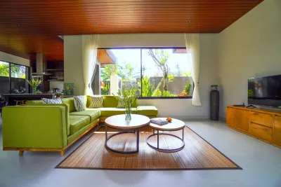 Living-Room-Sierra-Vista-1-Private-Luxury-Villa-Ubud-2-1