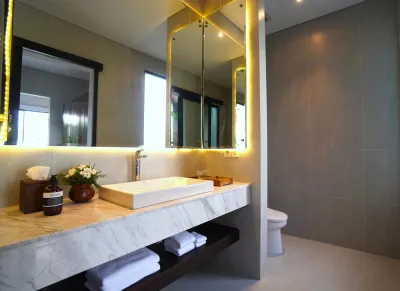 Bathroom-Sierra-Vista-1-Private-Luxury-Villa-Ubud-3-1