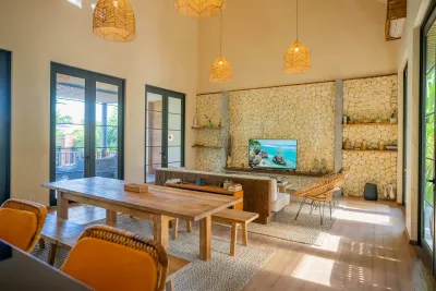 Indoor-Dining-Living-Room-2