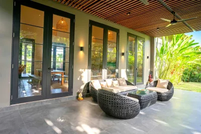 2nd-Outdoor-Living-Room-3