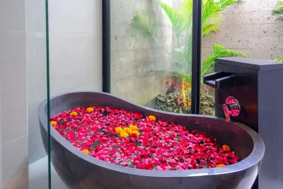 Casa-Cava-Bathroom-Luxury-Villa-Ubud-1