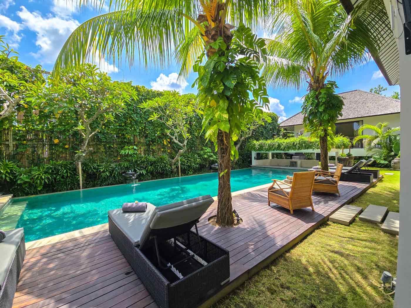 Cassia + Tara 12 bedroom villa